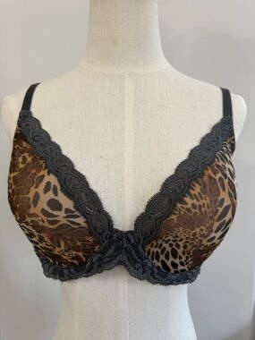 NWOT Natori Women’s 36D gray lace and leopard print underwire molded cup bra